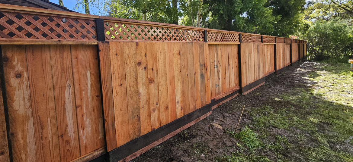 custom-wood-fence-in-woodside-california